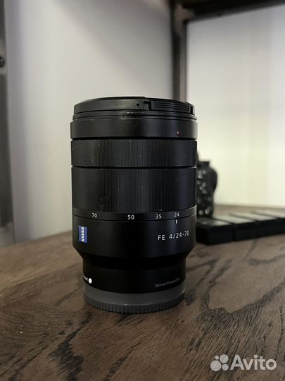 Sony a7s2 + Sony Zeiss FE 24-70mm f4