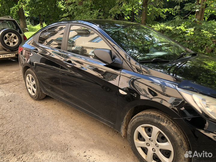 Hyundai Solaris 1.4 AT, 2012, 270 000 км