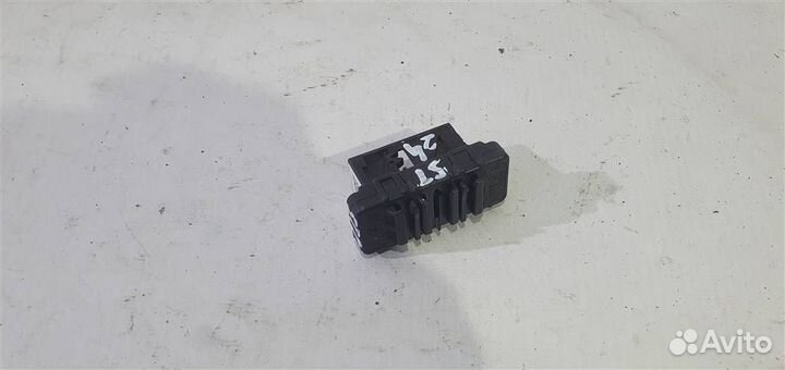 Шинный интерфейс BMW X1 F48 2014