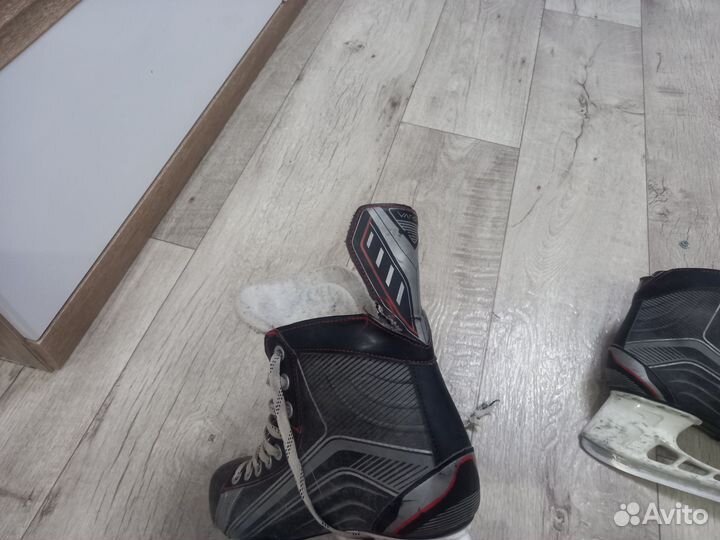Коньки хоккейные 41 размер бу