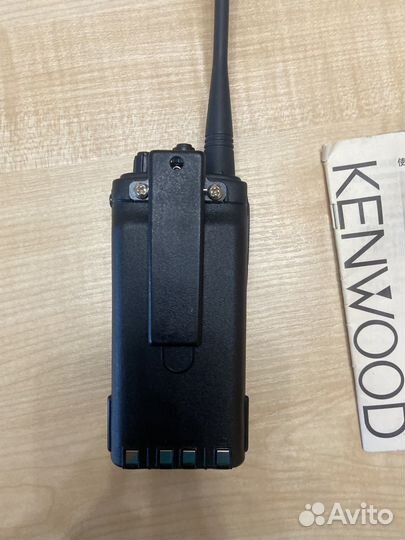 Рация портативная Kenwood