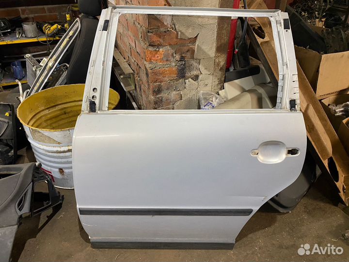 Дверь Задняя Левая Volkswagen Passat b5 Универсал