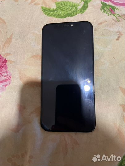 Дисплей на iPhone 12