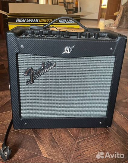 Гитарный комбоусилитель fender mustang I (V2)