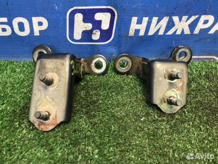 Петля двери задняя левая Vortex Tingo T11 1.8