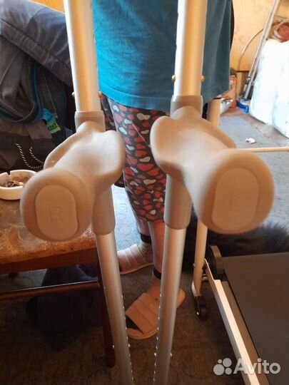 Костыли ортопедические