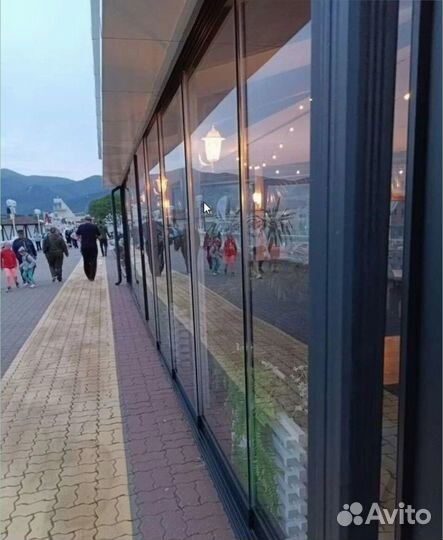 Безрамное остекление веранд и террас