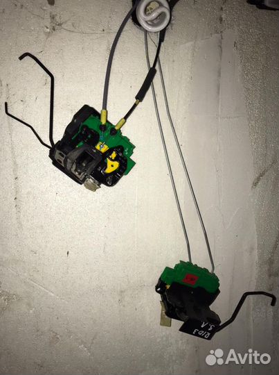 Замок двери rio 3