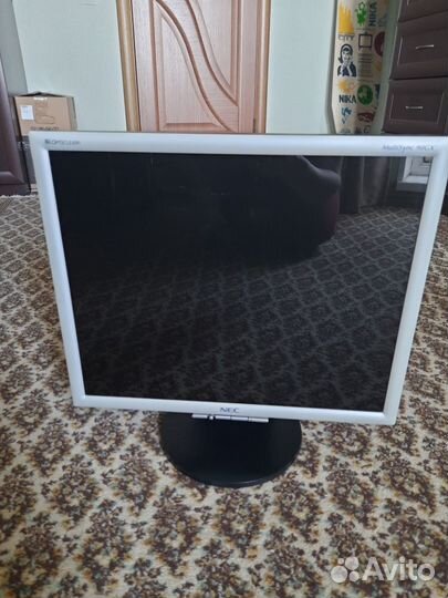 Монитор 19 дюймов стекло NEC 90GX2 DVI+USB+VGA