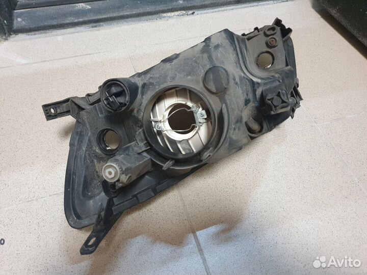 Фара Лада Гранта LADA Granta