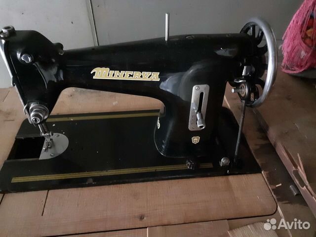 Швейная машинка минерва