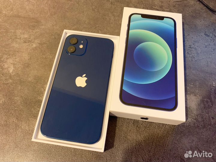 iPhone 12, 64 ГБ