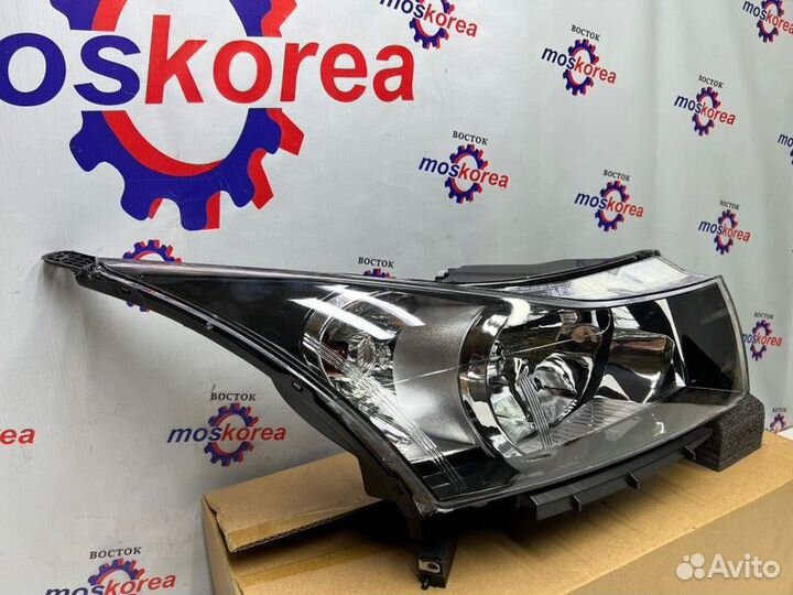 Фара передняя правая Chevrolet Cruze 2009-2014