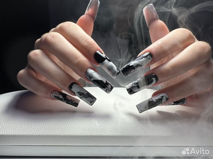 Наращивание ногтей на дому