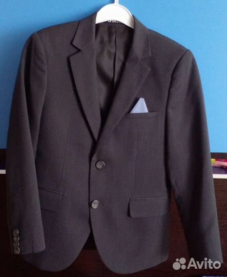 Пиджак на мальчика 134