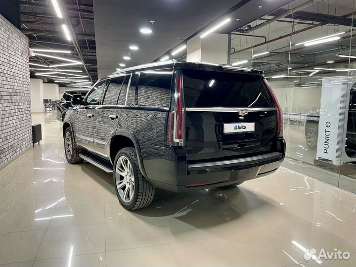 Cadillac Escalade AT, 2015, 56 300 км