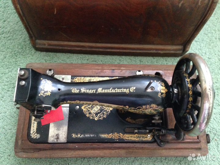 Швейная машина Singer