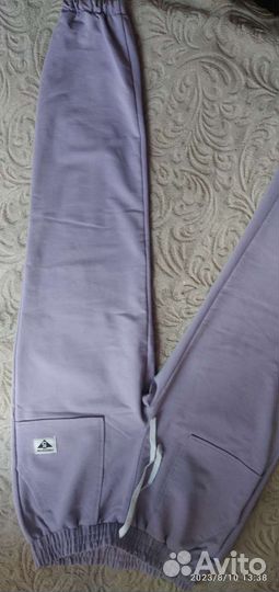 Спортивный костюм женский