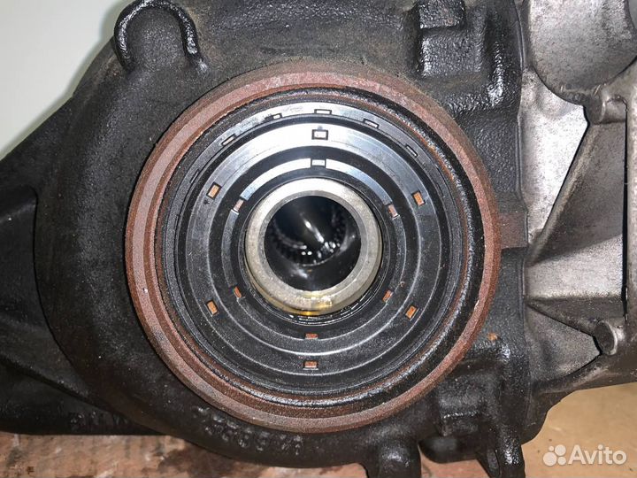 Б/У Редуктор заднего моста BMW 5 E60 2003-2010