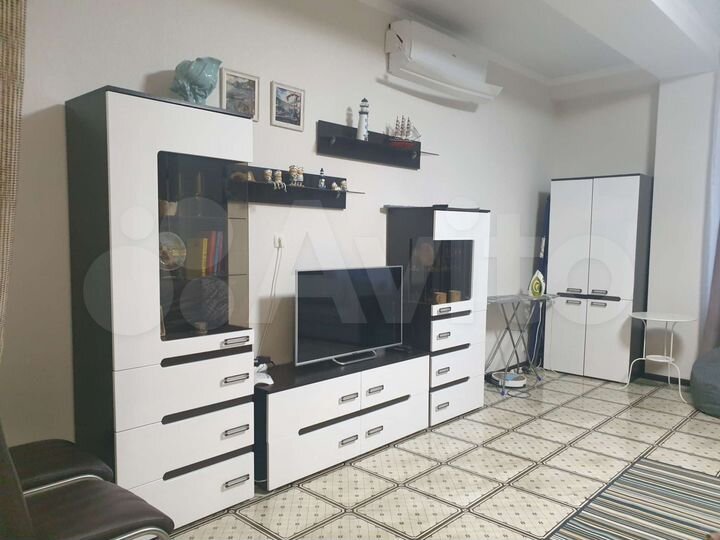 Квартира-студия, 57,1 м², 1/3 эт.