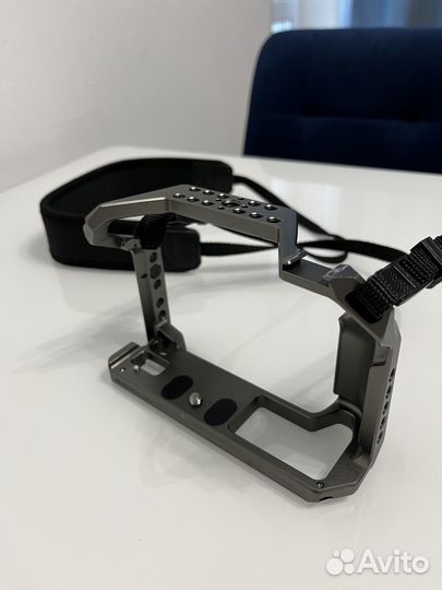 Зеркальный фотоаппарат Fujifilm XT-4