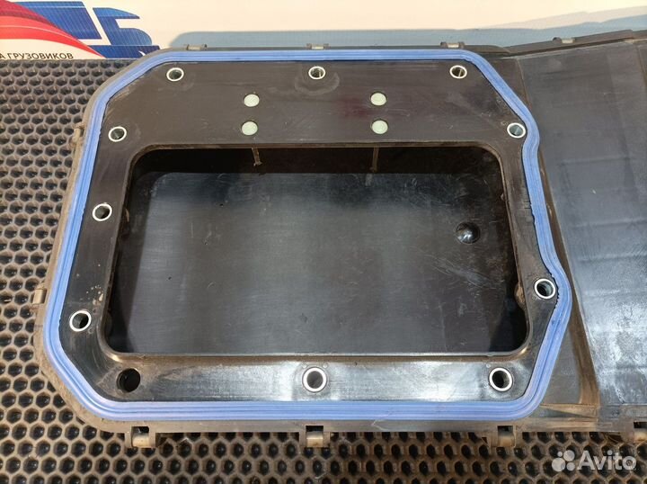 Крышка блока предохранителей Daf XF105