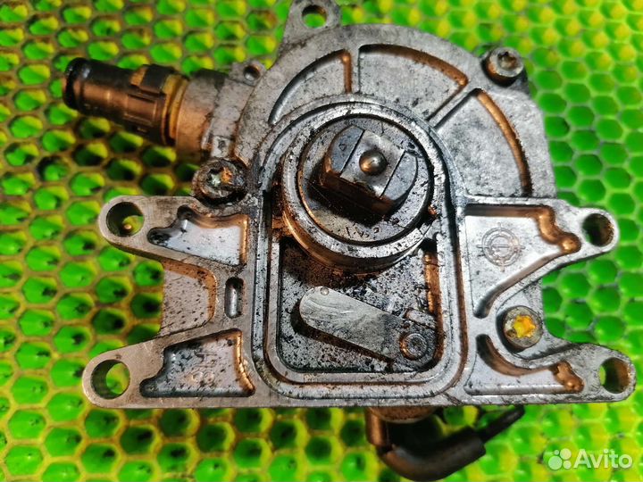 Насос вакуумный Opel Zafira, Astra