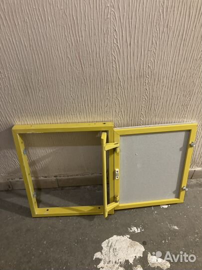 Люки под плитку нажимные