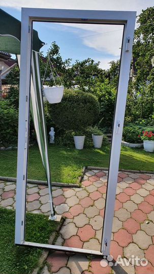 Дверь пластиковая пвх входная бу