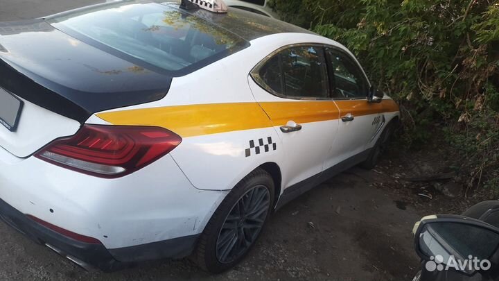 Genesis G70 2.0 AT, 2018, 104 000 км