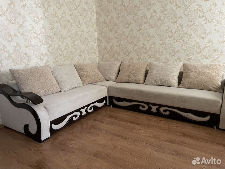 Угловой диван