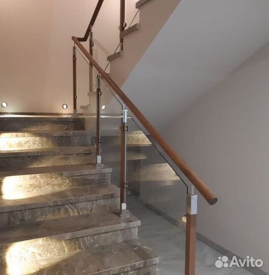 Перила, пopучни, огpaждения из нержавeющей cтали