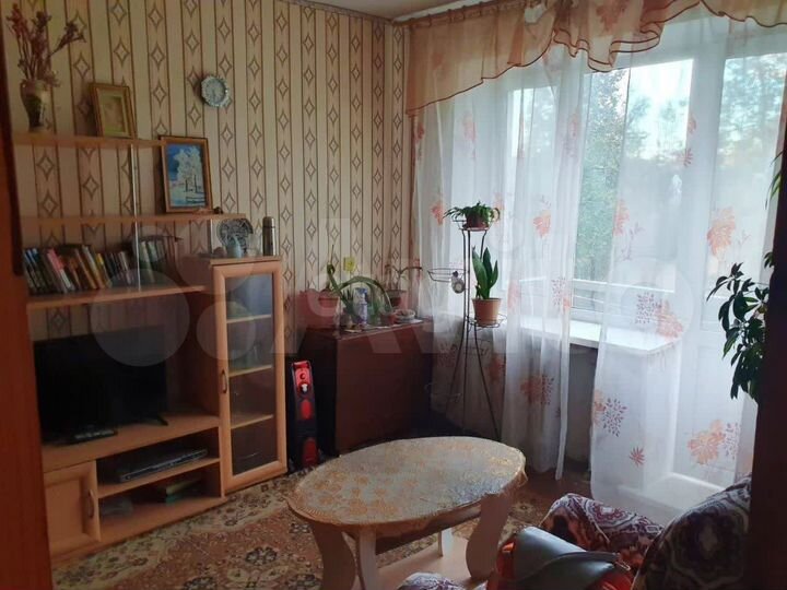 2-к. квартира, 45 м², 4/4 эт.