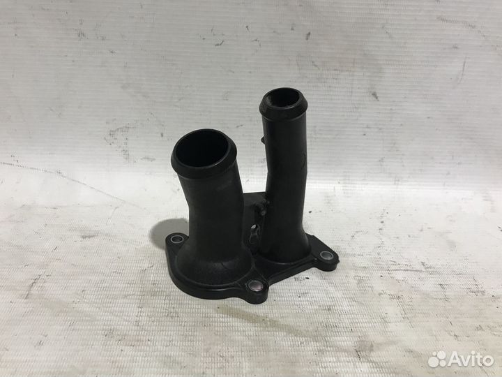 Корпус термостата Ford Focus 3 1.6 pnda