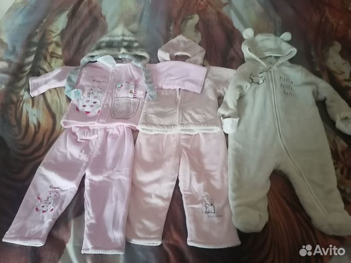 Продам детские вещи