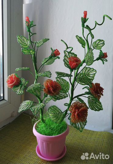 Цветы из бисера