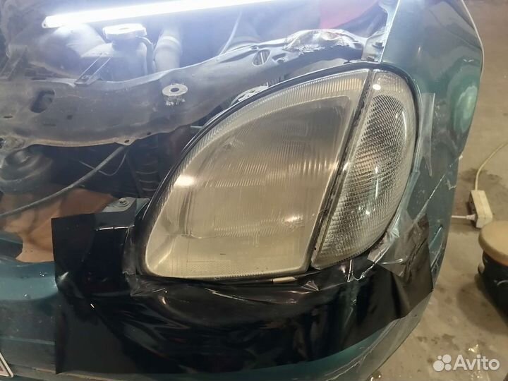 Фары mercedes R 170