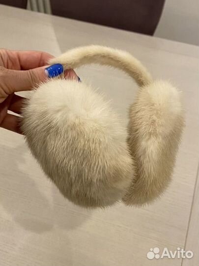 Меховые наушники