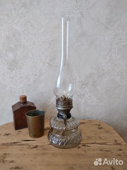 Стеклянные керосиновые лампы