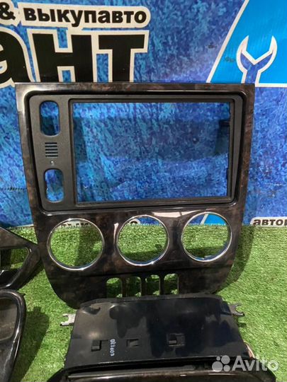 Накладка в салоне Mercedes-Benz Ml W163 M112.970