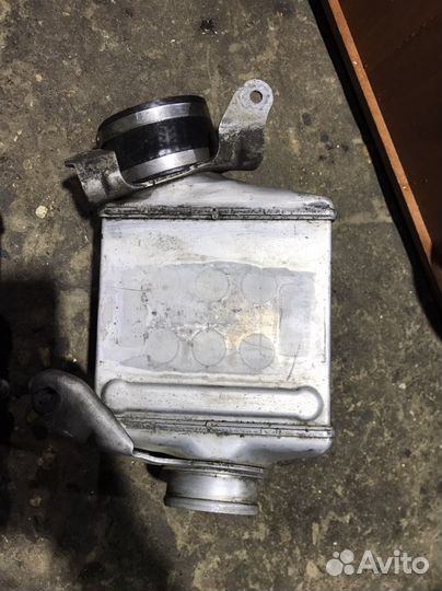 Интеркулер Bmw 7-Series 2011 17517575404 F01