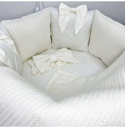 Комплекты, конверты на выписку для новорожденных