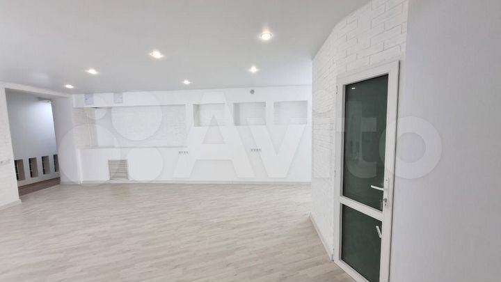 Свободного назначения, 270 м²