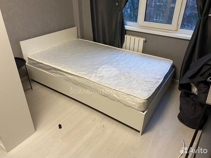Кровать двуспальная