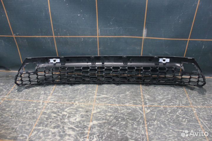 Решетка бампера переднего - Lexus NX