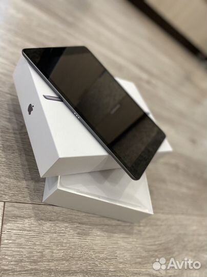 iPad 10.2 64 gb wifi