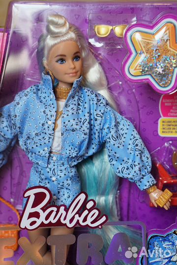 Кукла Barbie Экстра в джинсовой куртке