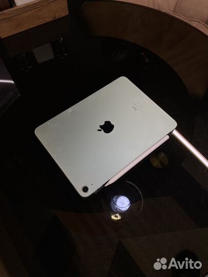 iPad air 4 64gb wifi + apple pencil + keybord