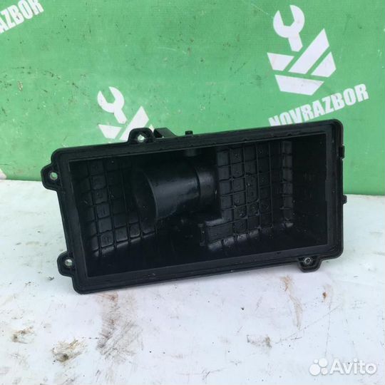 Корпус воздушного фильтра Киа Спектра