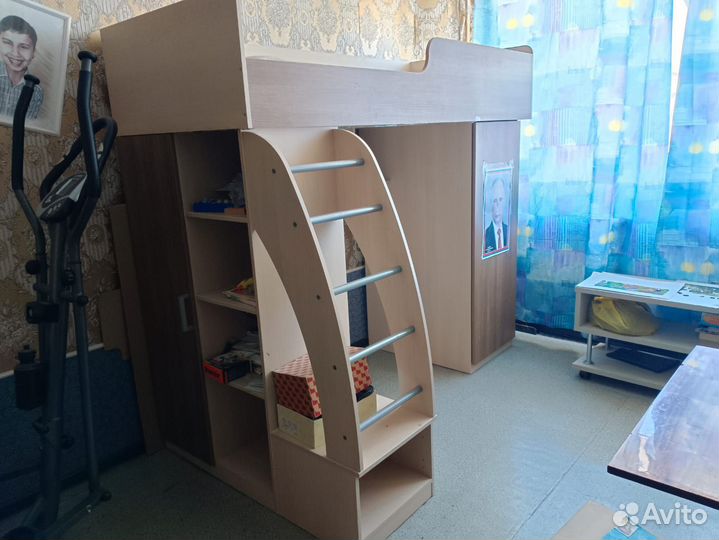 Кровать чердак, детский гарнитур